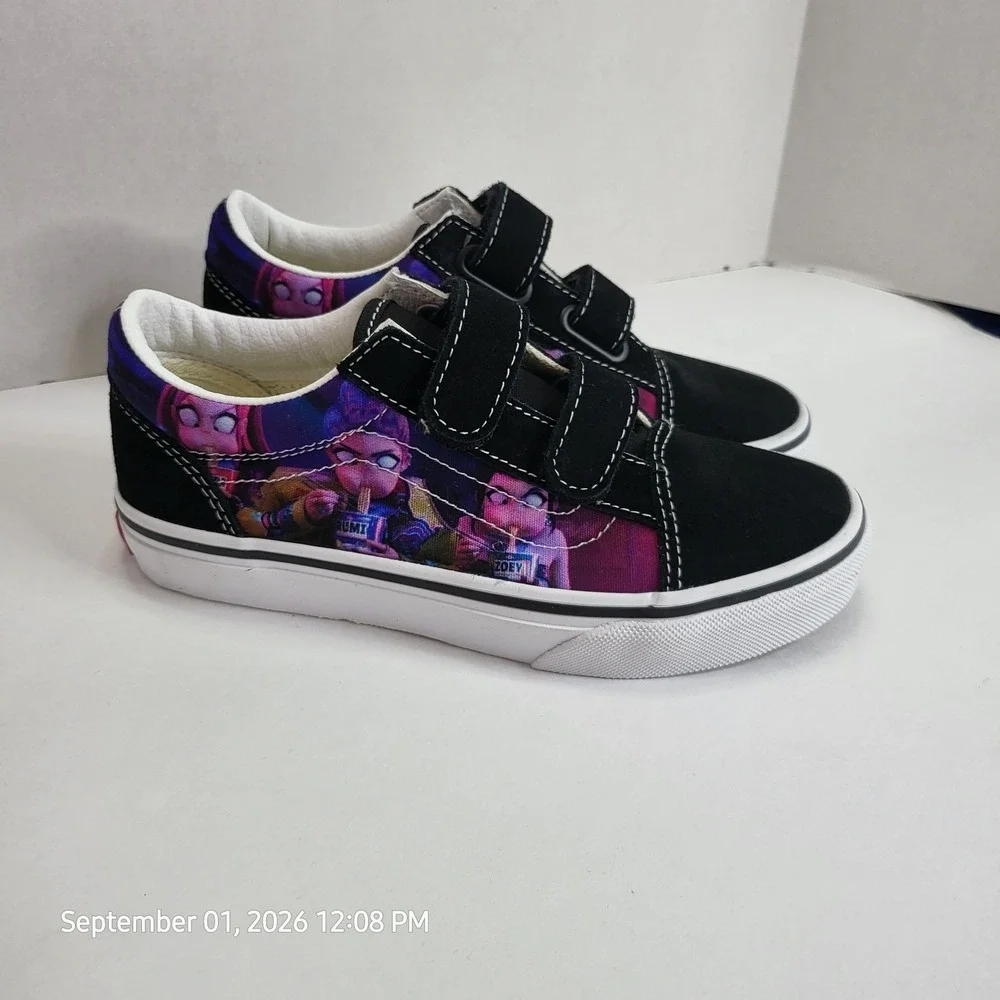 KPop Demon Hunters x Vans Little Kids Old Skool Shoe PS Size 2 NEW